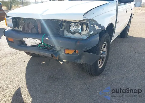 1997 Isuzu Rodeo Ls 3.2L/S 3.2L z USA, uszkodzony, nr VIN 4S2CM58V8V4336885